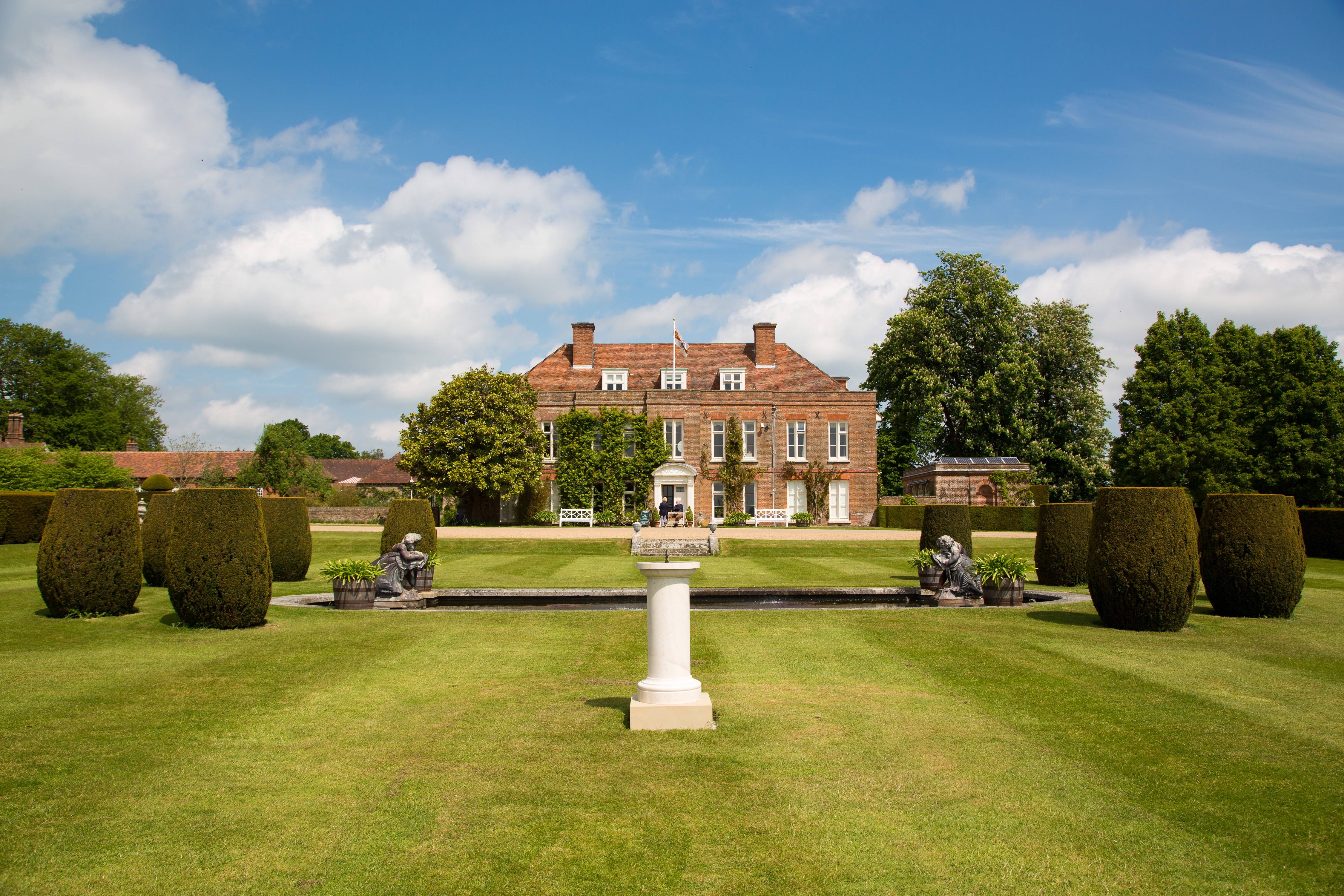 Hole Park House - Stuart Kirk.jpg