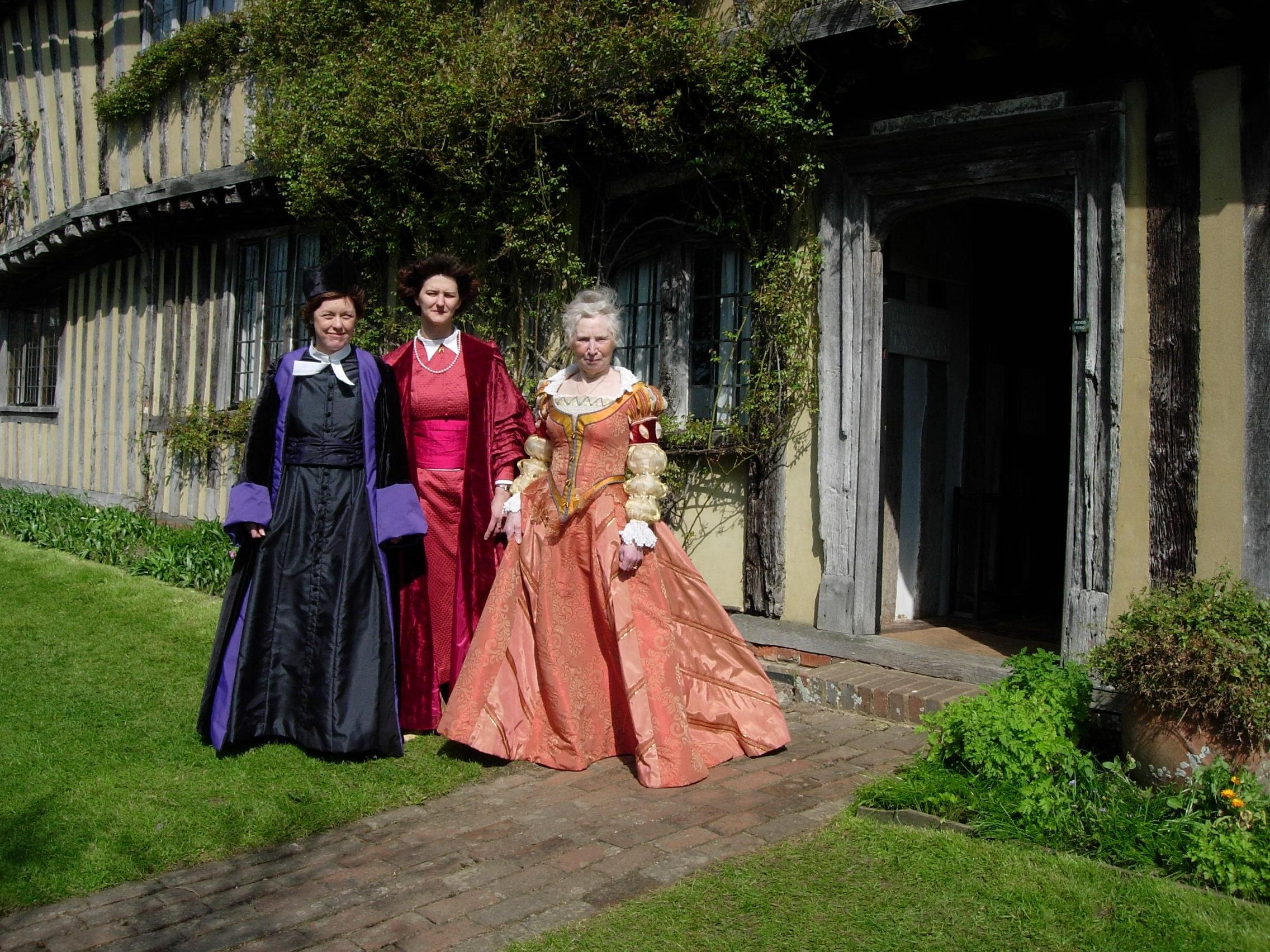 smallhythe-place-costumes.jpg