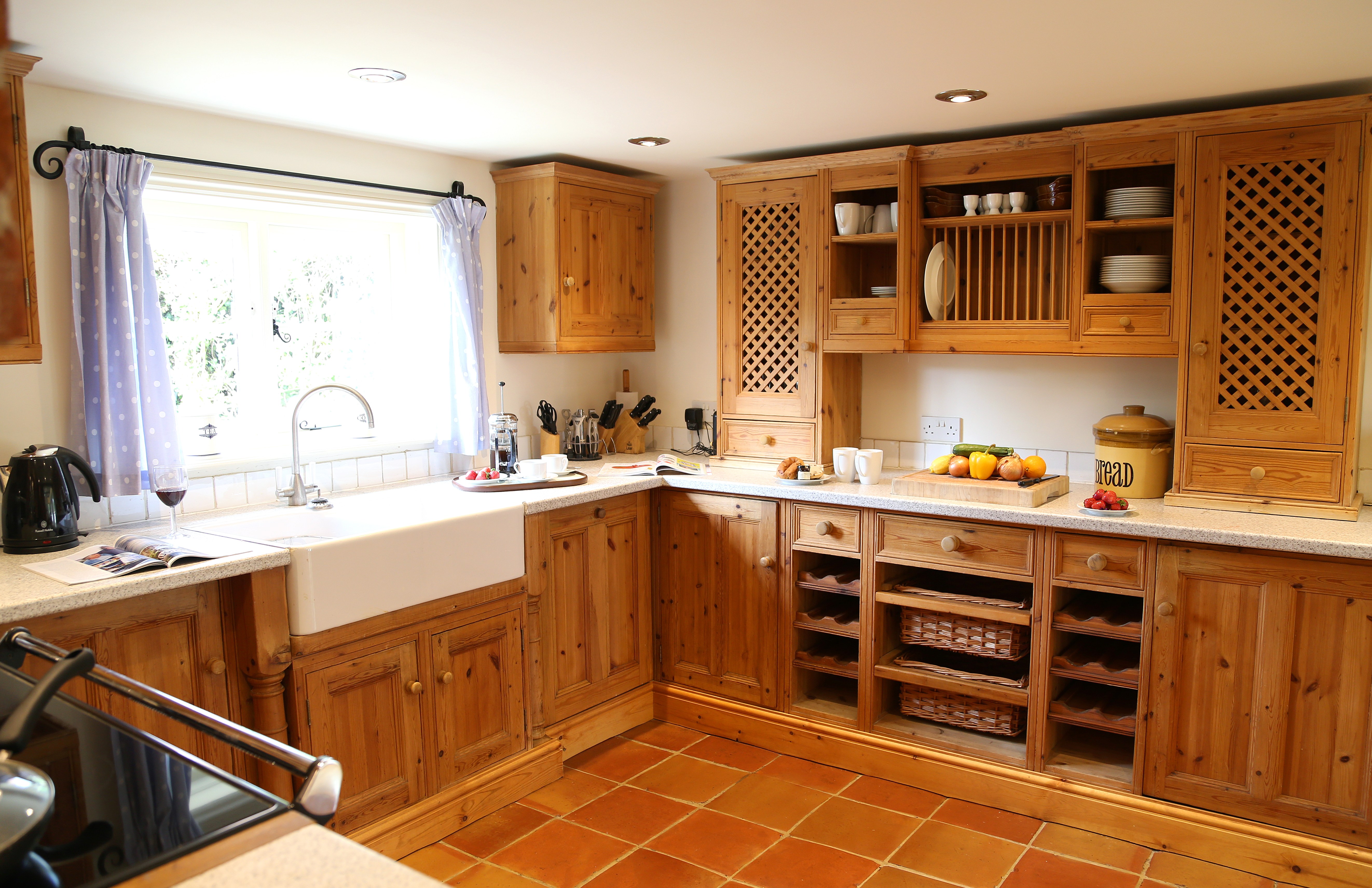 The Oast kitchen.jpg