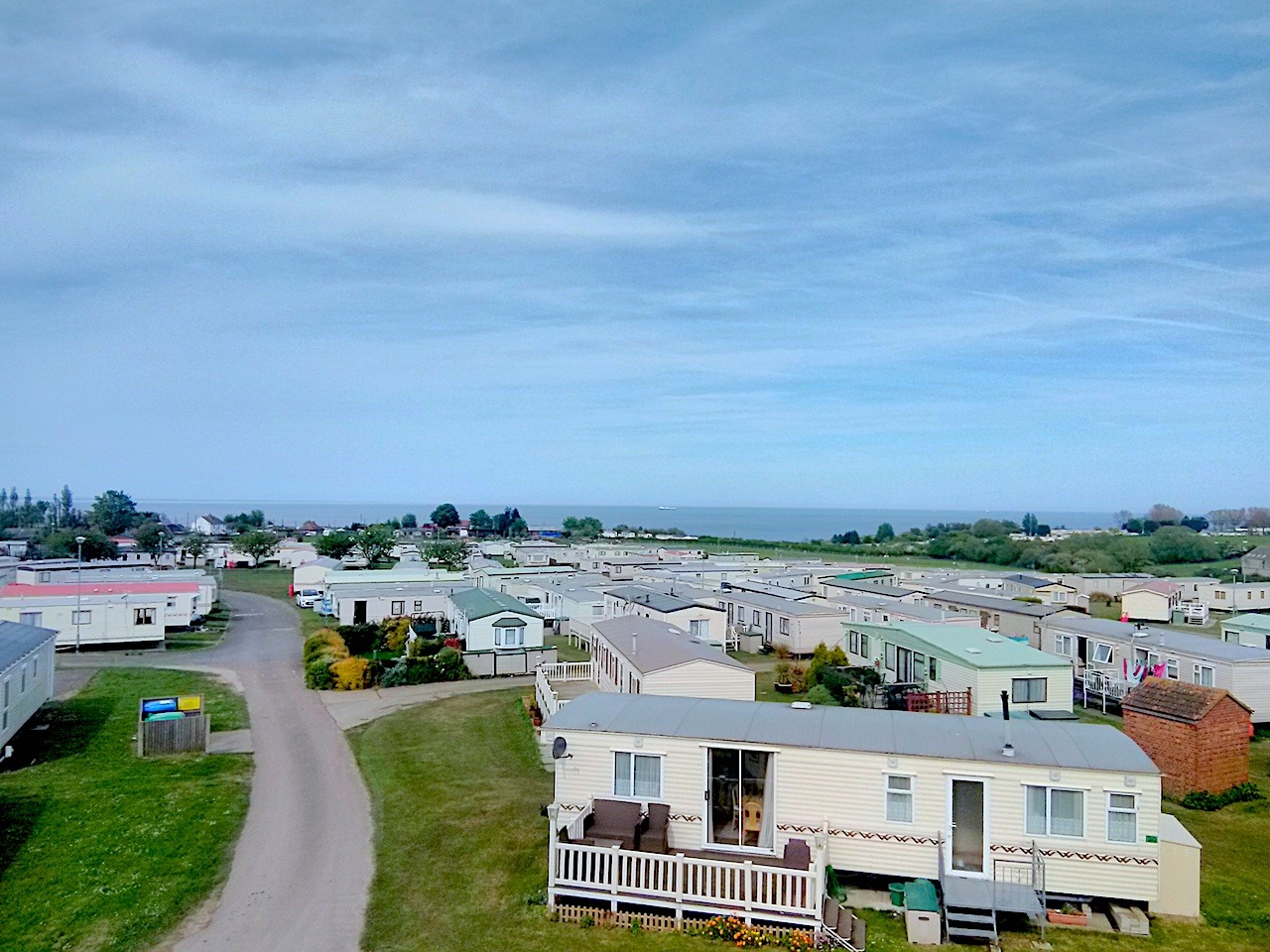 Golden Leas Holiday Park Minster Caravans.jpg