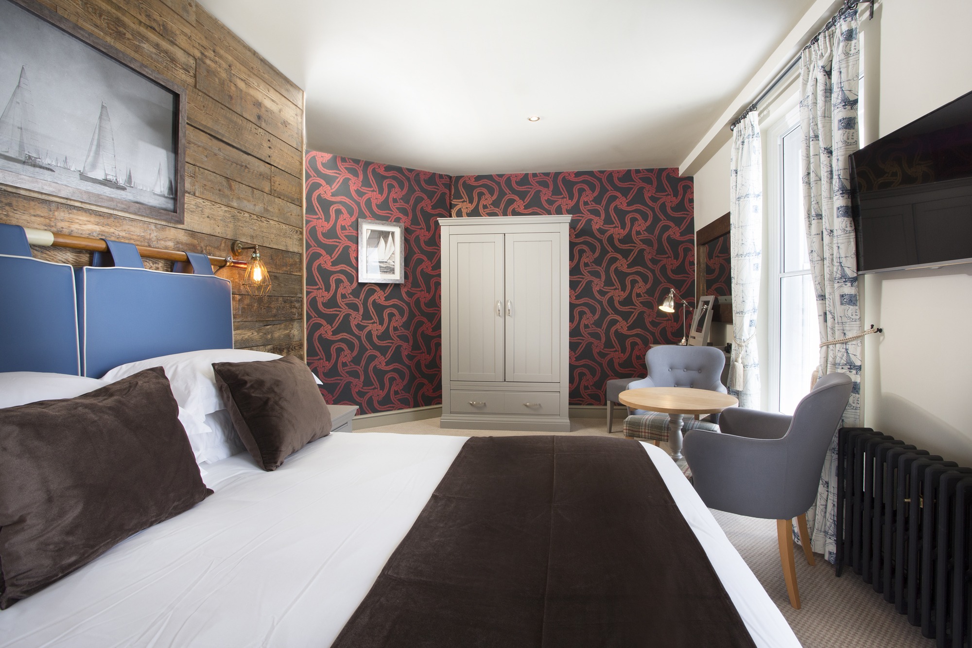 Ship & Trades - bedroom 15 (1).jpg