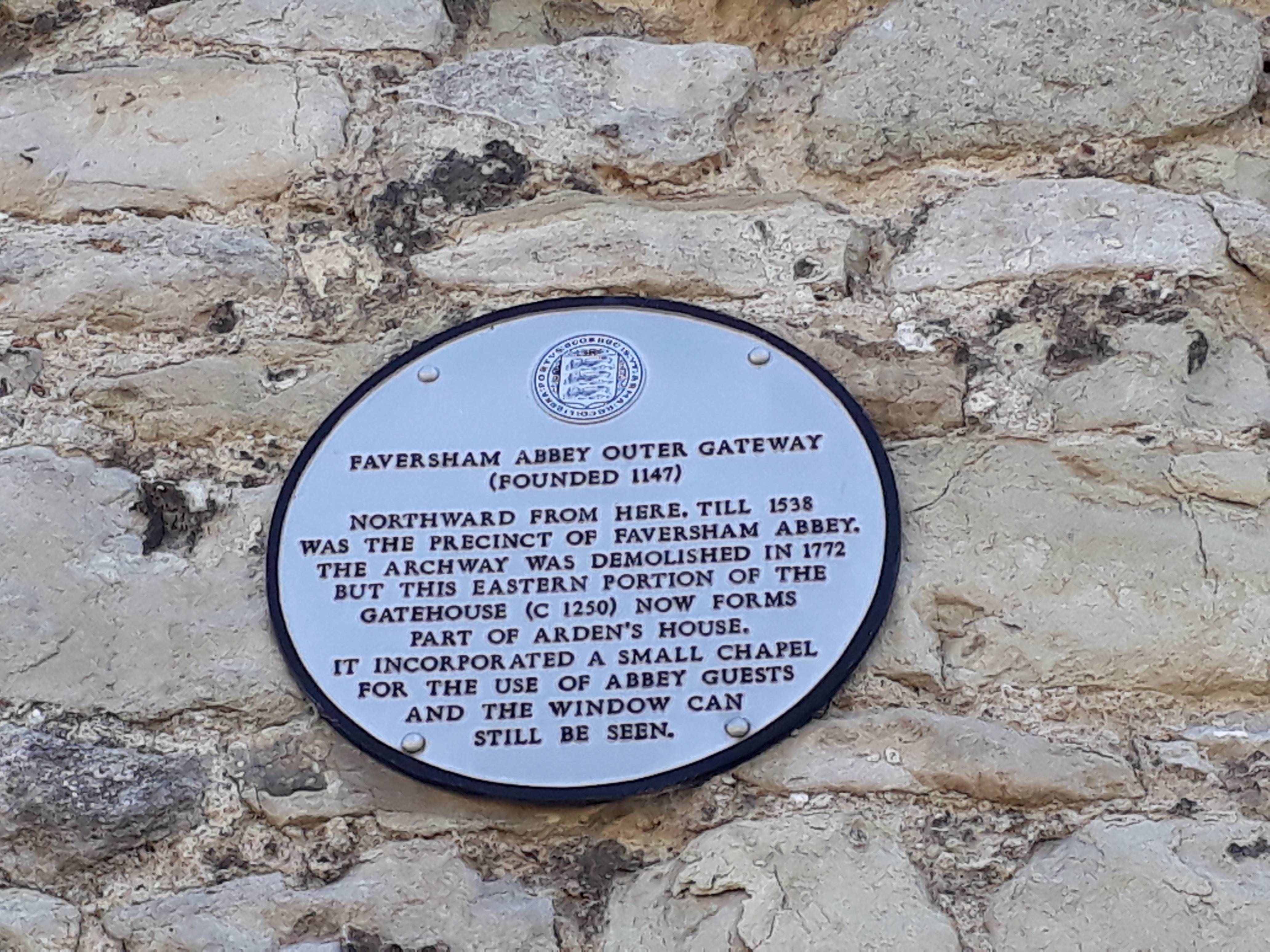 Faversham Abbey Outer Gate Plaque.jpg