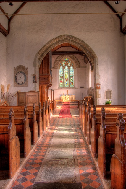st-james-inside.jpg