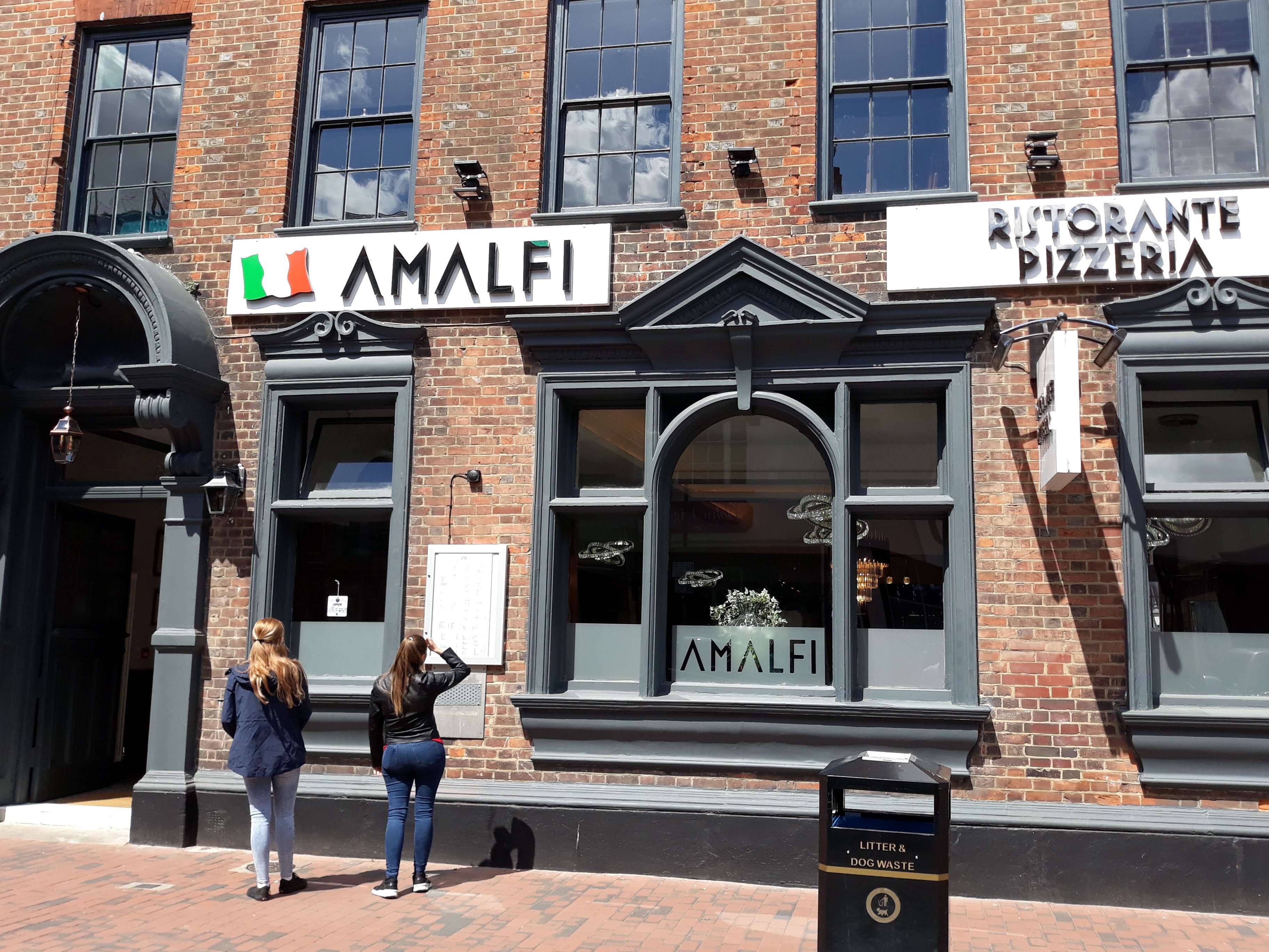 Amalfi Restaurant Exterior