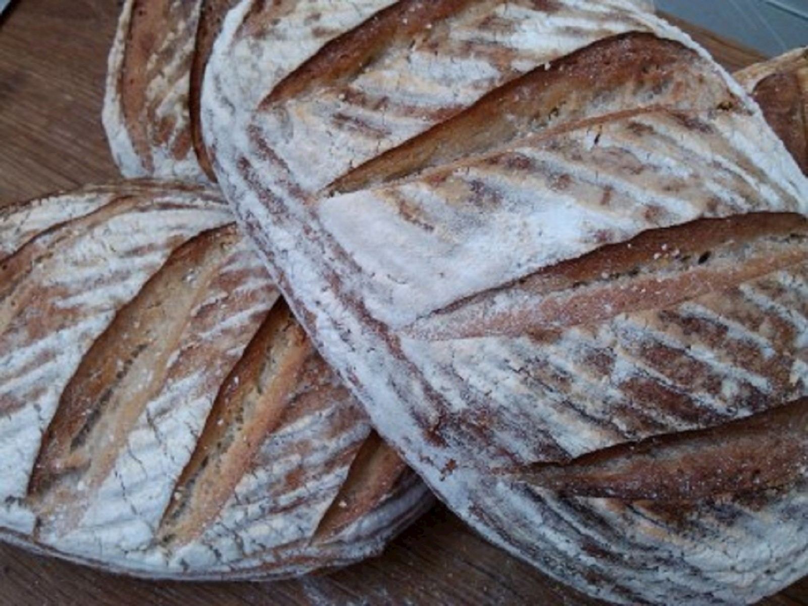 946efe43-5d13-4990-ab2b-f9209c9ef03e-bread organic sourdough vk.jpg