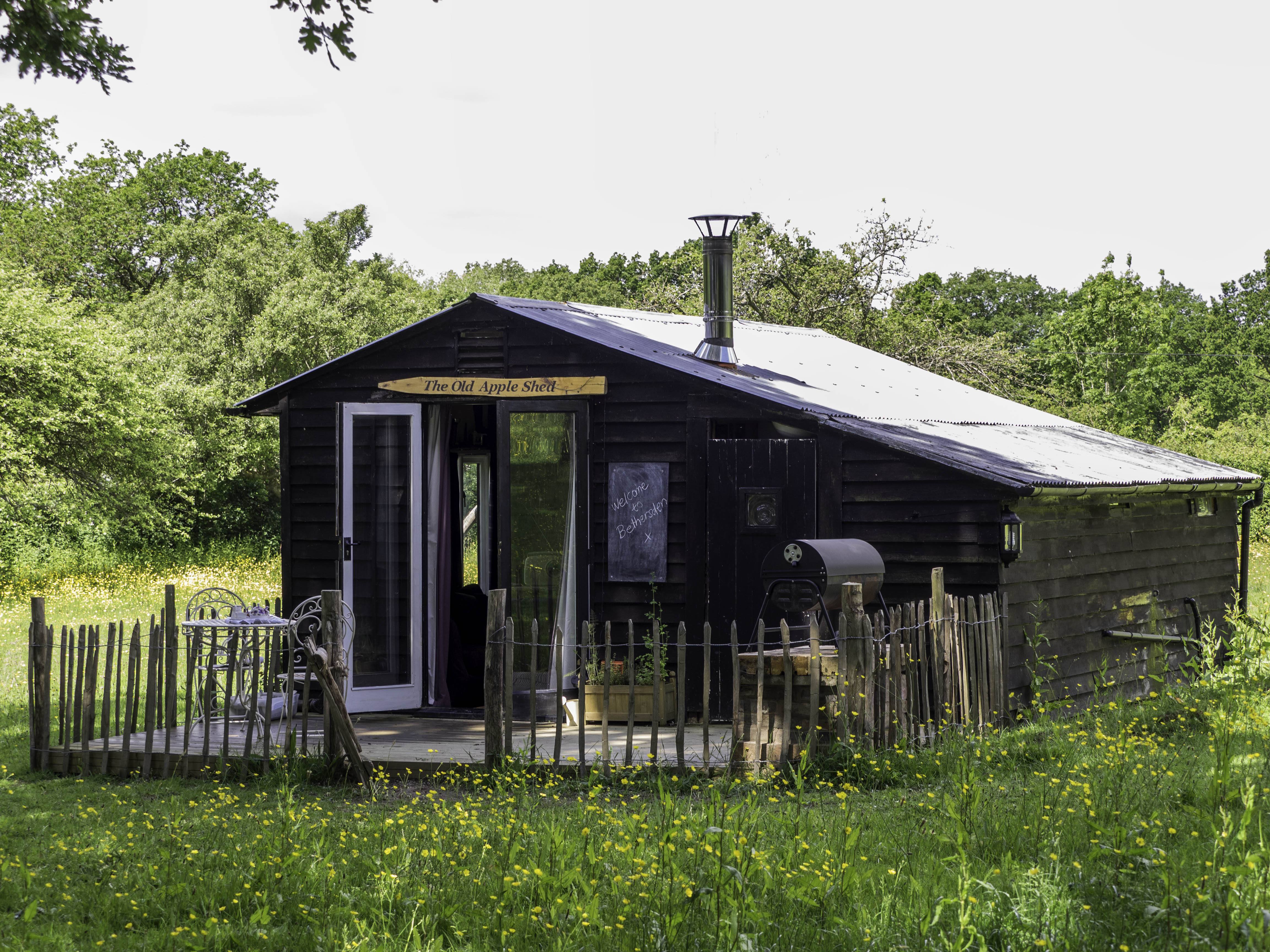 The Old Apple Shed P6030099 (2)