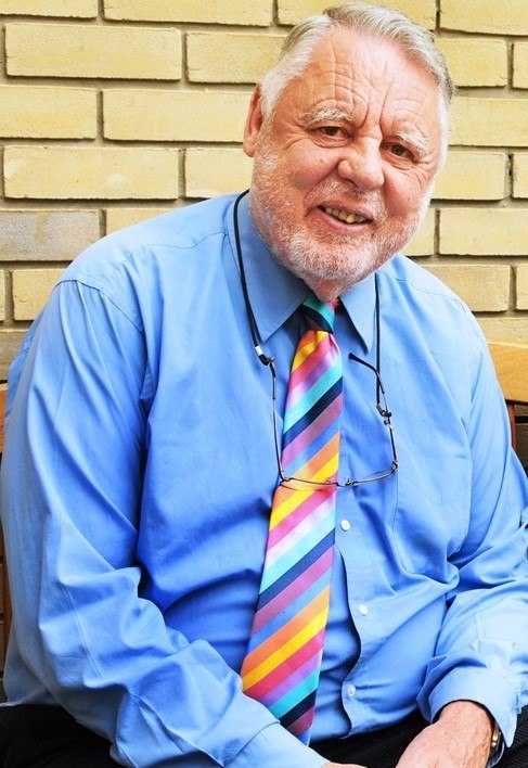 61225470-a0dd-4c05-add3-02fe04b8589b-Terry Waite.jpg