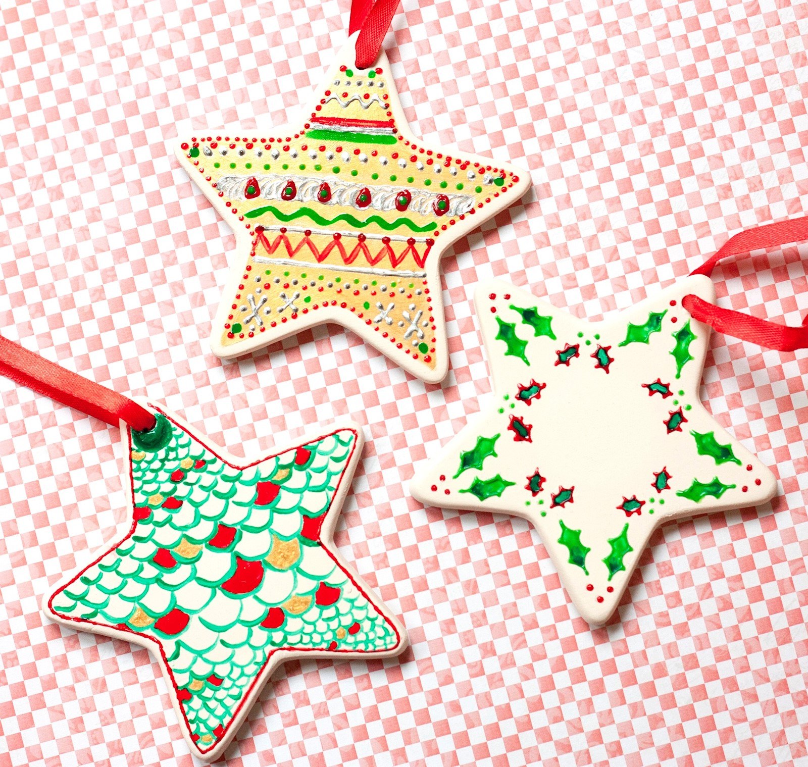 6e52d25d-2a1c-4f68-83f8-8fa92a99813a-Crafty Hen 1.jpg