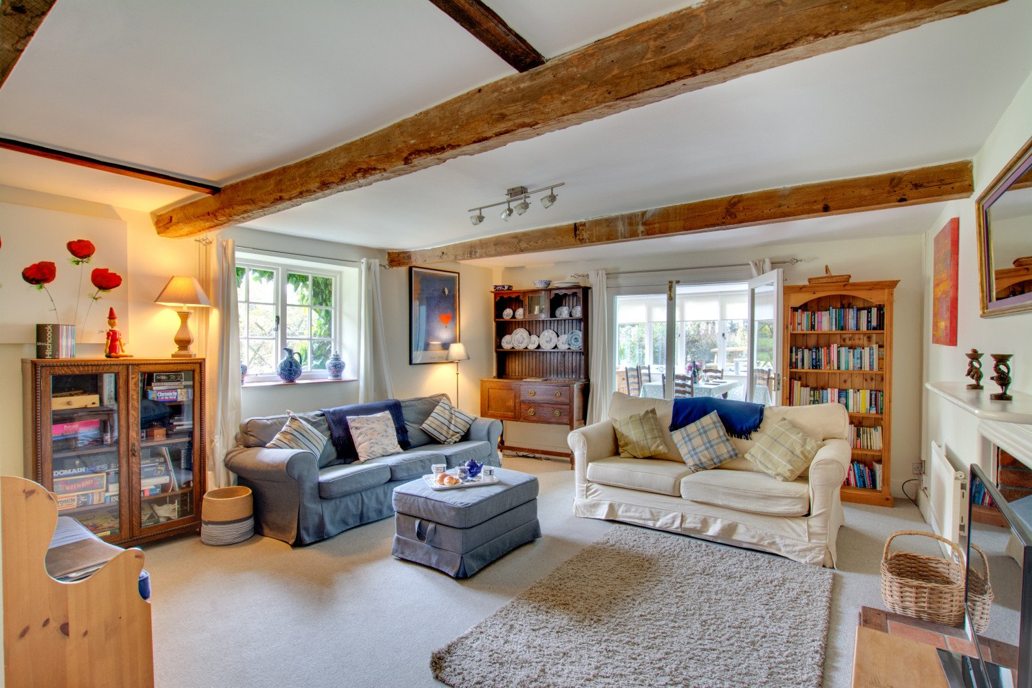 CT031 Sitting Room View 1