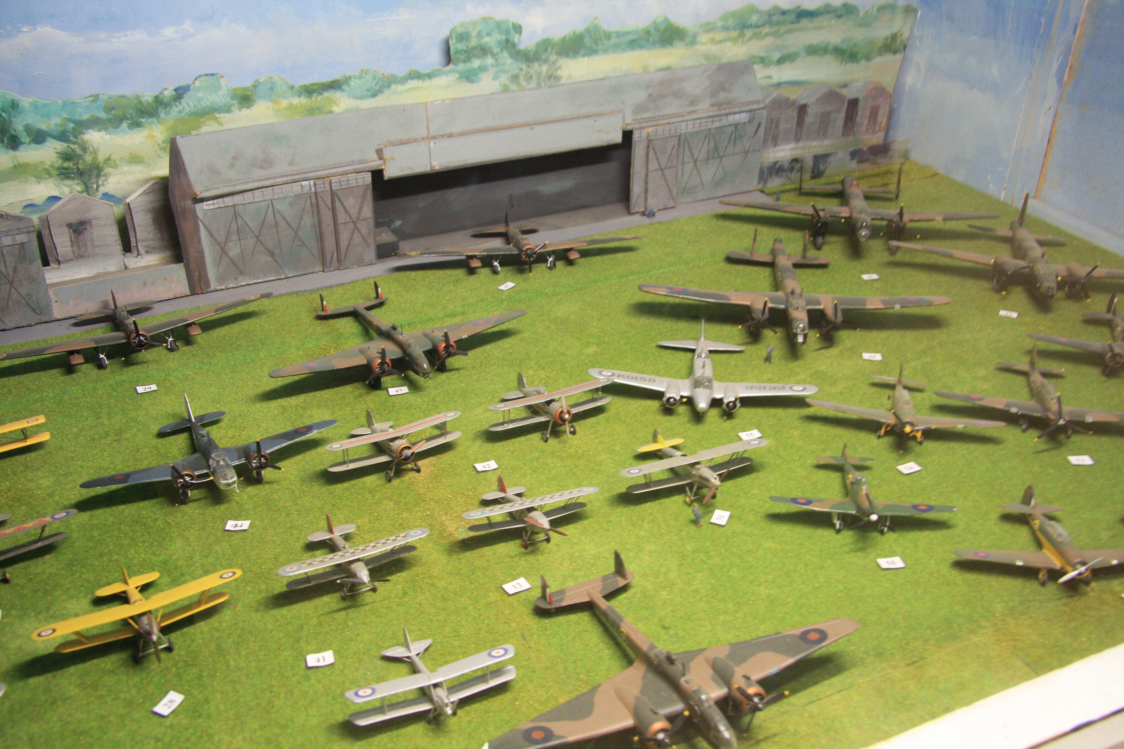 raf-manston-model.jpg