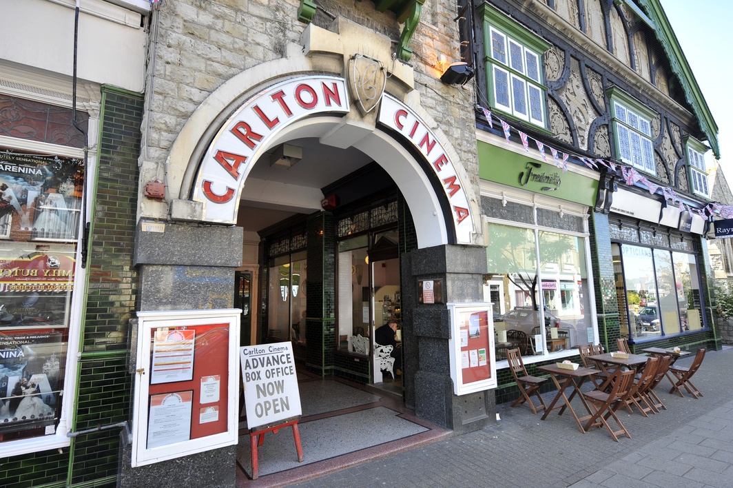 carlton-cinema-2--from-udrive.jpg