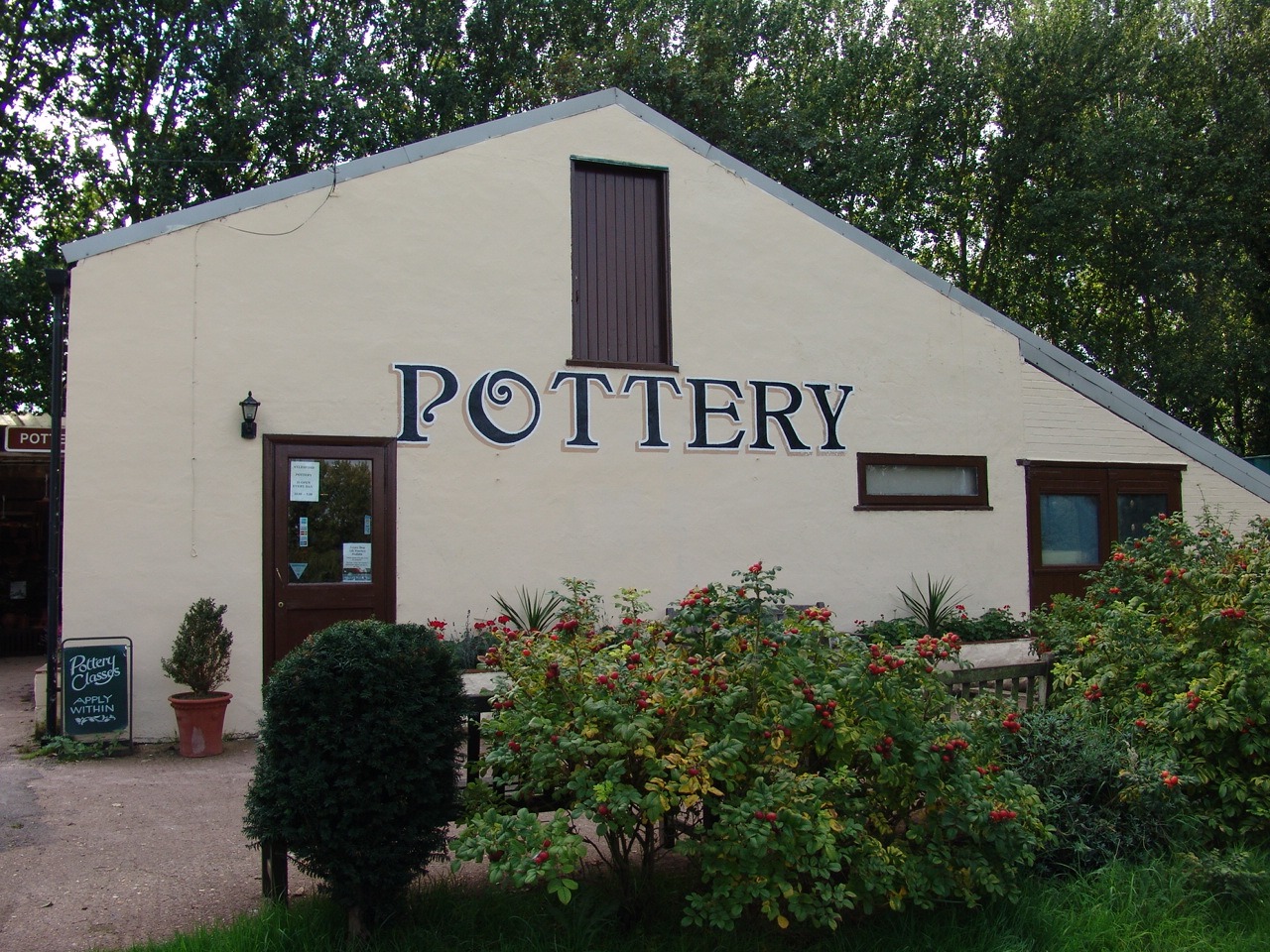 aylesford-pottery-1.jpg