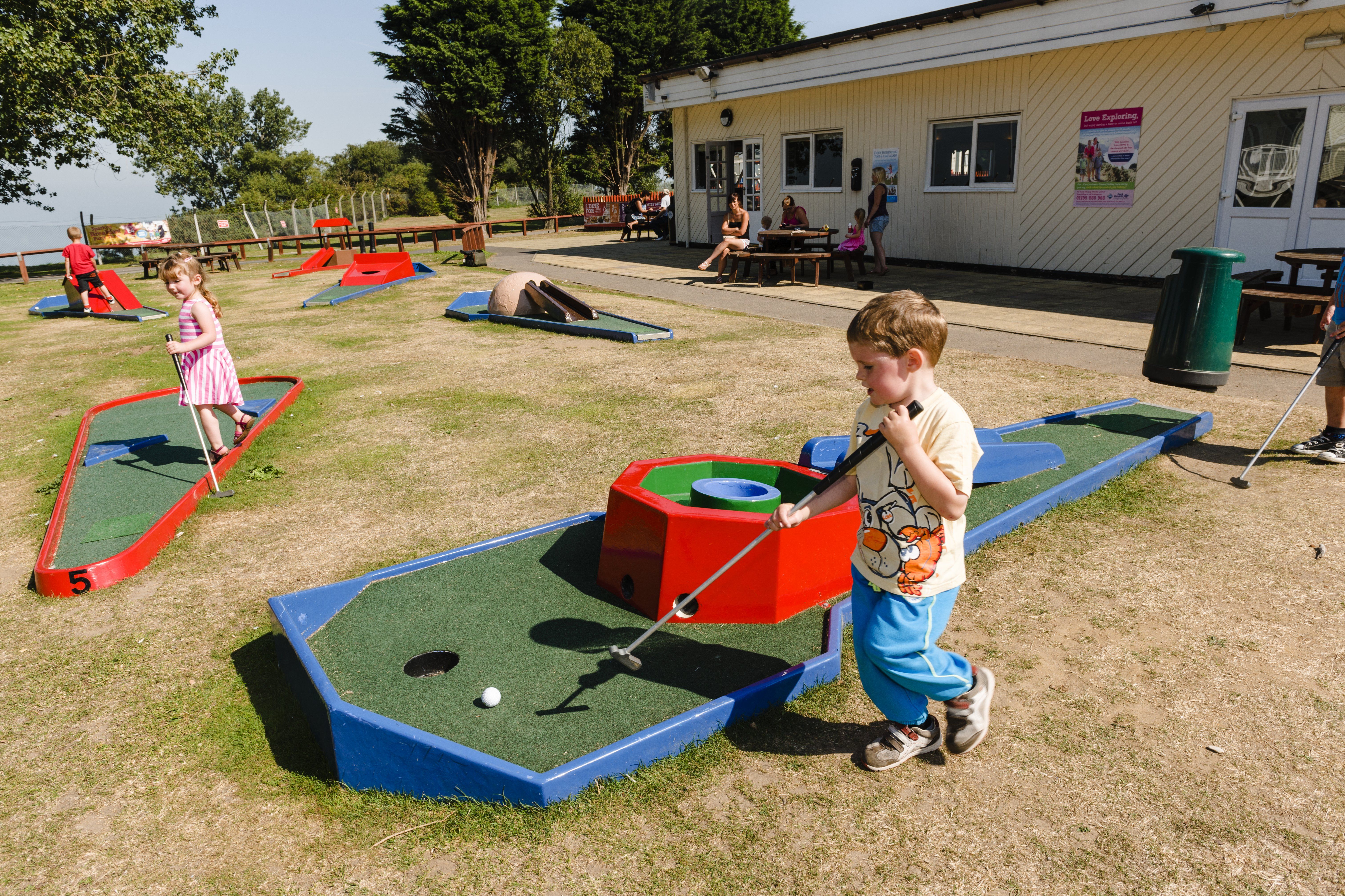 ashcroft-mini-golf.jpg
