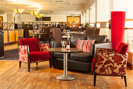 mercure-maidstone-bar.jpg