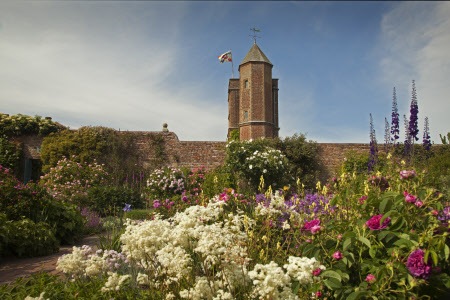 sissinghurst-2 (1).jpg