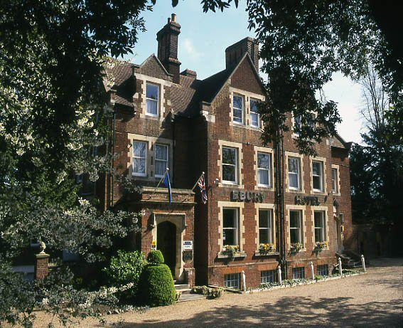 ebury-hotel-canterbury-hotel-ebury.jpg