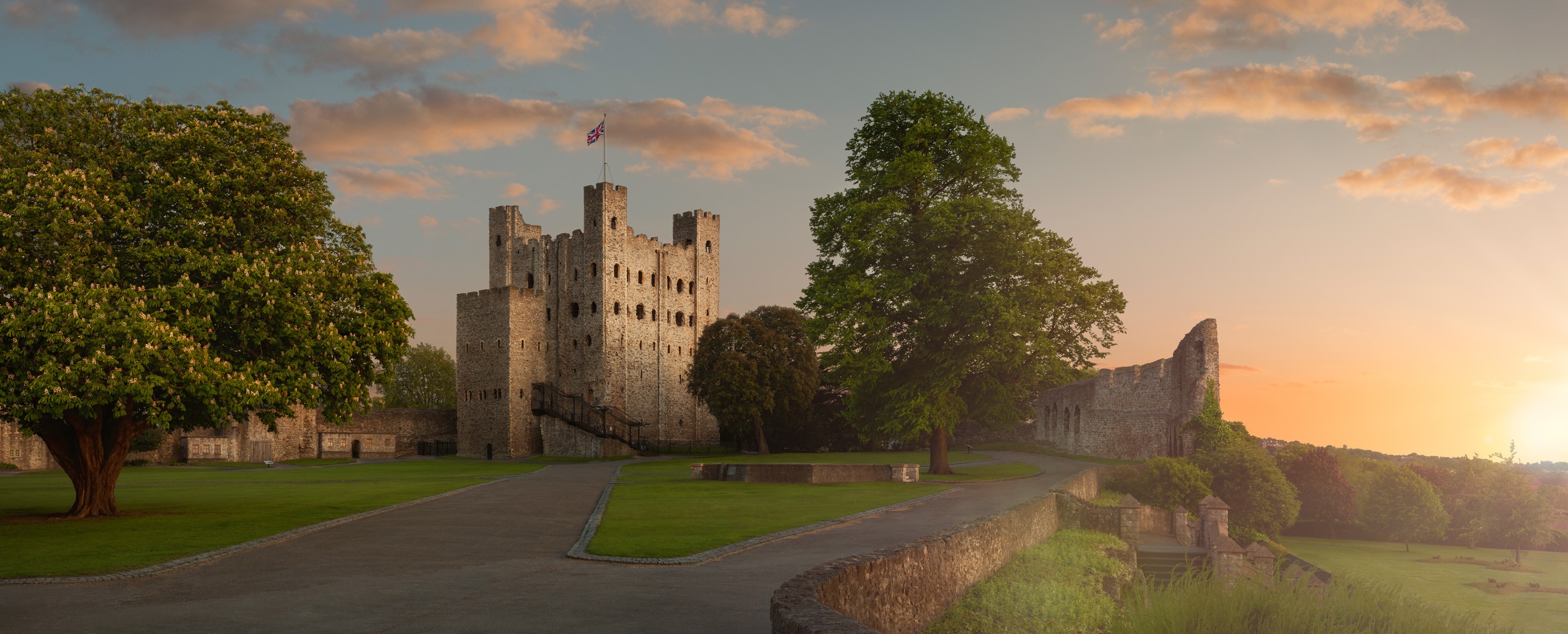 Rochester Castle 48 S.jpg