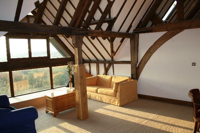 norton-barn-upper-living-area.jpg