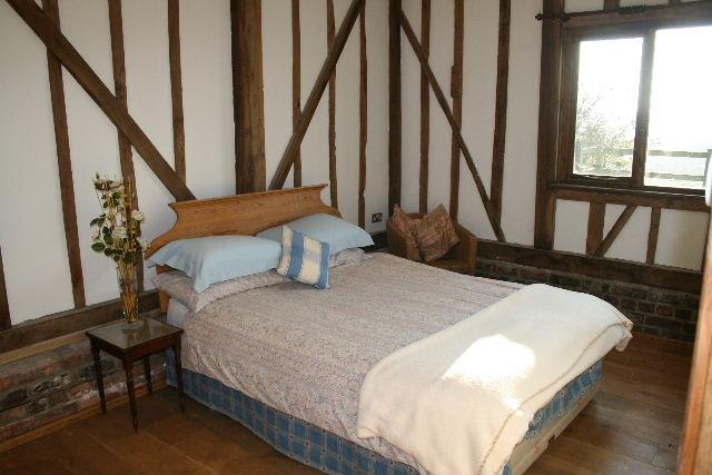 norton-barn-lower-bedroom-1.jpg