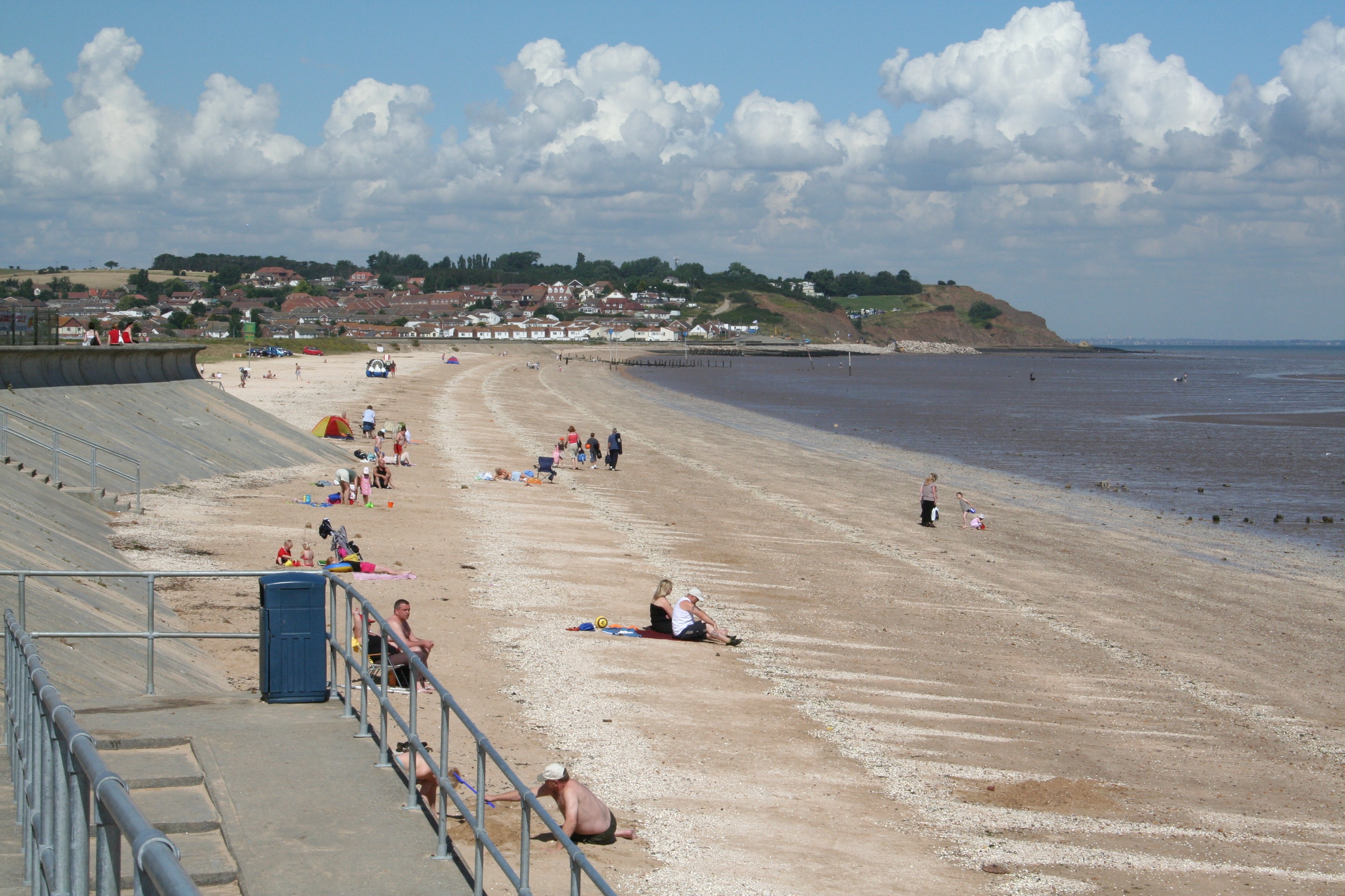 8e---fun-on-the-beaches-leysdown-beach.jpg